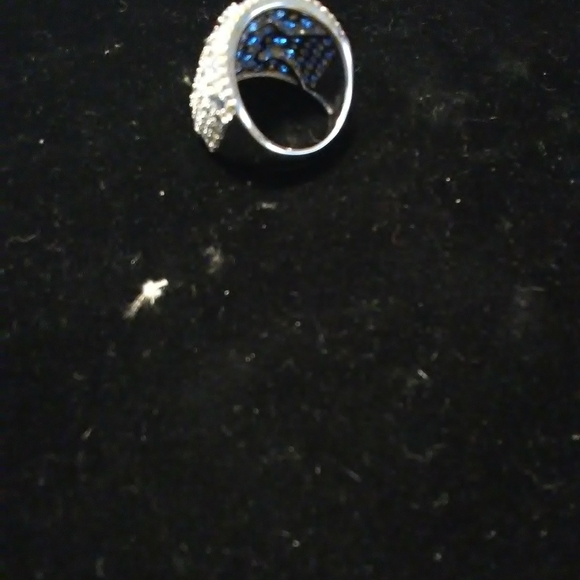 NWOT beautiful size 5 💍 ring - Picture 6 of 8